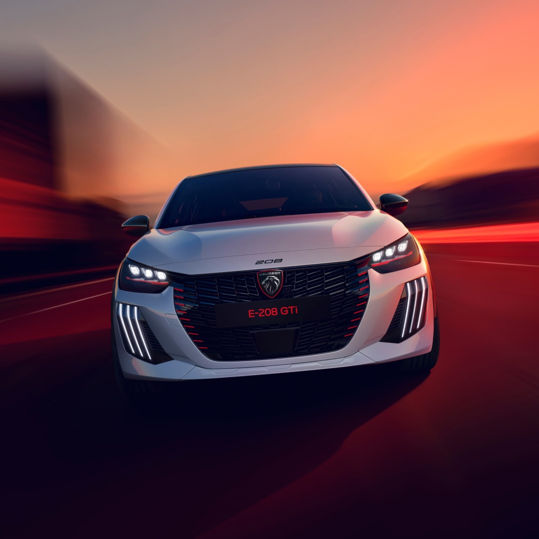 Nieuwe PEUGEOT E‑208 GTi – vooraanzicht